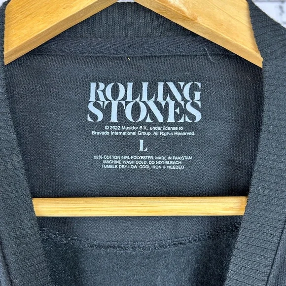 Rolling Stones | NWOT Black Graphic with Spikes on Tongue Sweatshirt size L - Picture 4 of 4